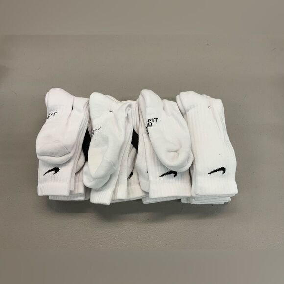 Nike Kid's Everyday Crew Socks White Medium 12 Pairs - Picture 1 of 2